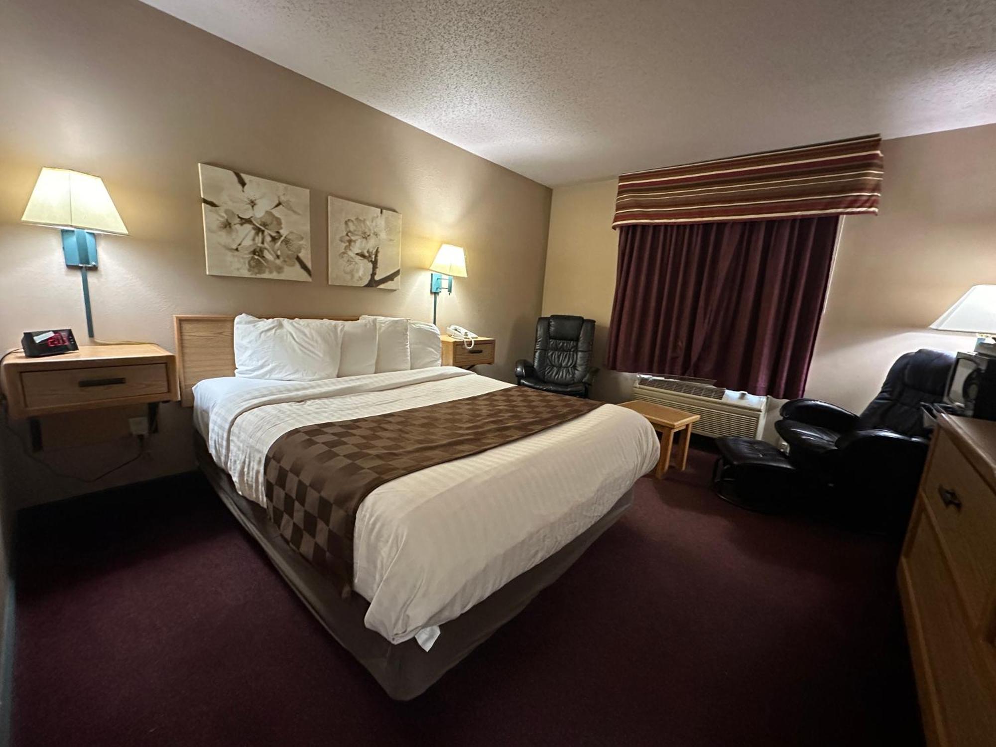 De Smet Super Deluxe Inn & Suites Dış mekan fotoğraf