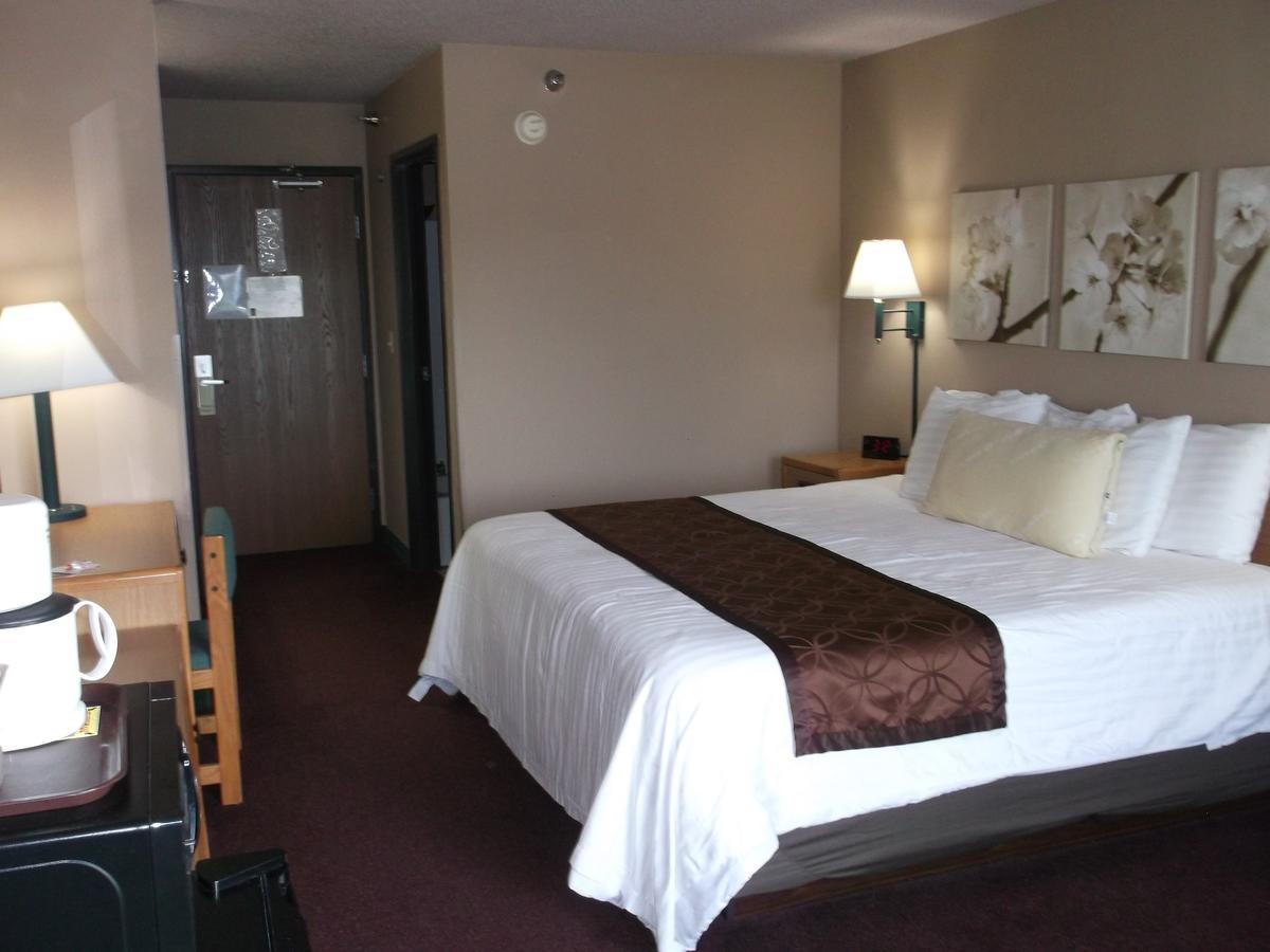 De Smet Super Deluxe Inn & Suites Dış mekan fotoğraf
