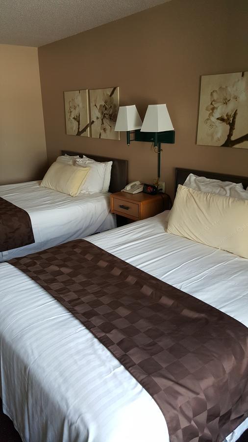 De Smet Super Deluxe Inn & Suites Dış mekan fotoğraf