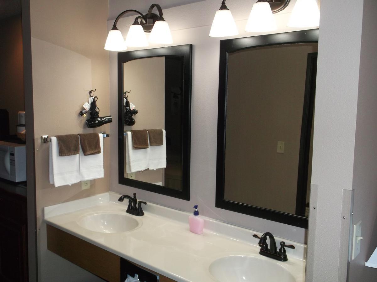 De Smet Super Deluxe Inn & Suites Dış mekan fotoğraf