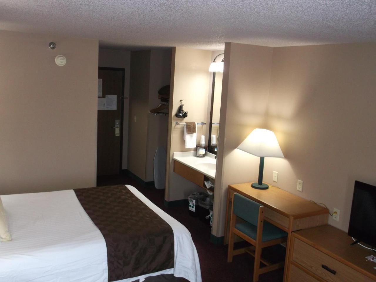 De Smet Super Deluxe Inn & Suites Dış mekan fotoğraf
