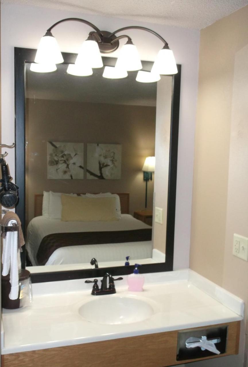 De Smet Super Deluxe Inn & Suites Dış mekan fotoğraf